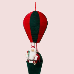 Kerstfiguur in luchtballon