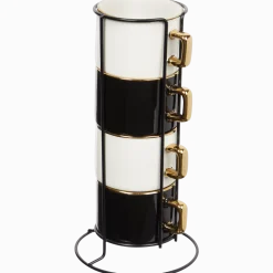 Koffiebekers in rek